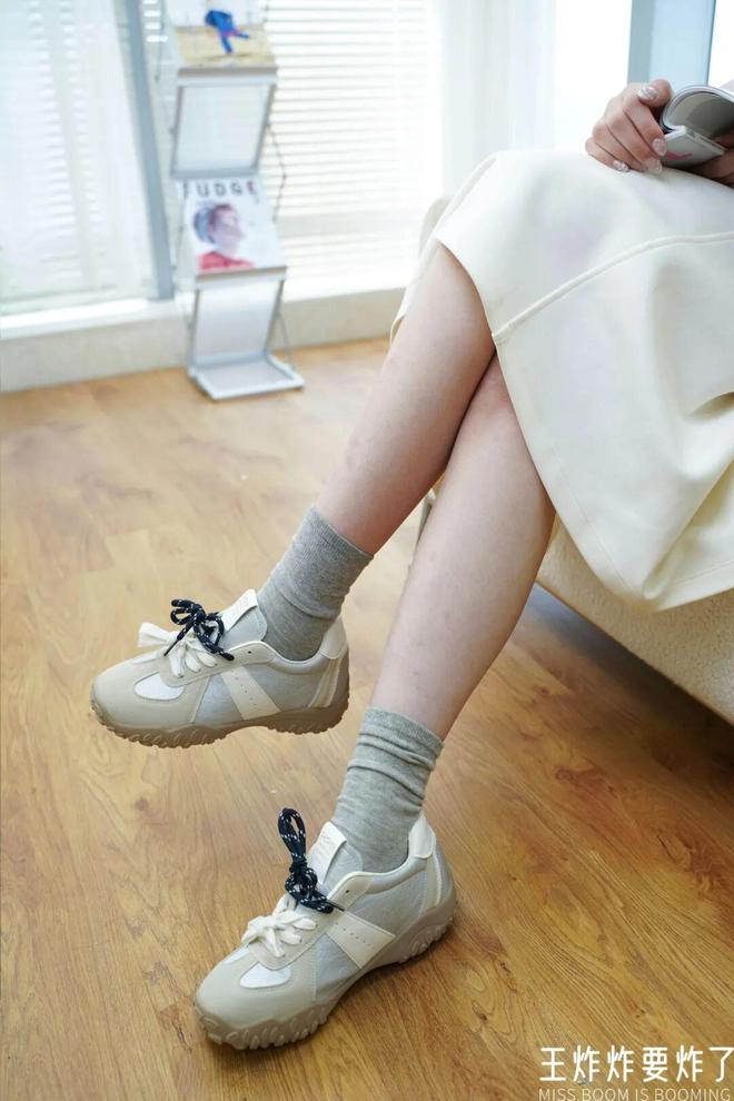 拖勃肯……百元梦中情鞋来啦!入秋通勤单鞋、增高运动鞋、半(图16) 拖勃肯……百元梦中情鞋来啦!入秋通勤单鞋、增高运动鞋、半(图16)