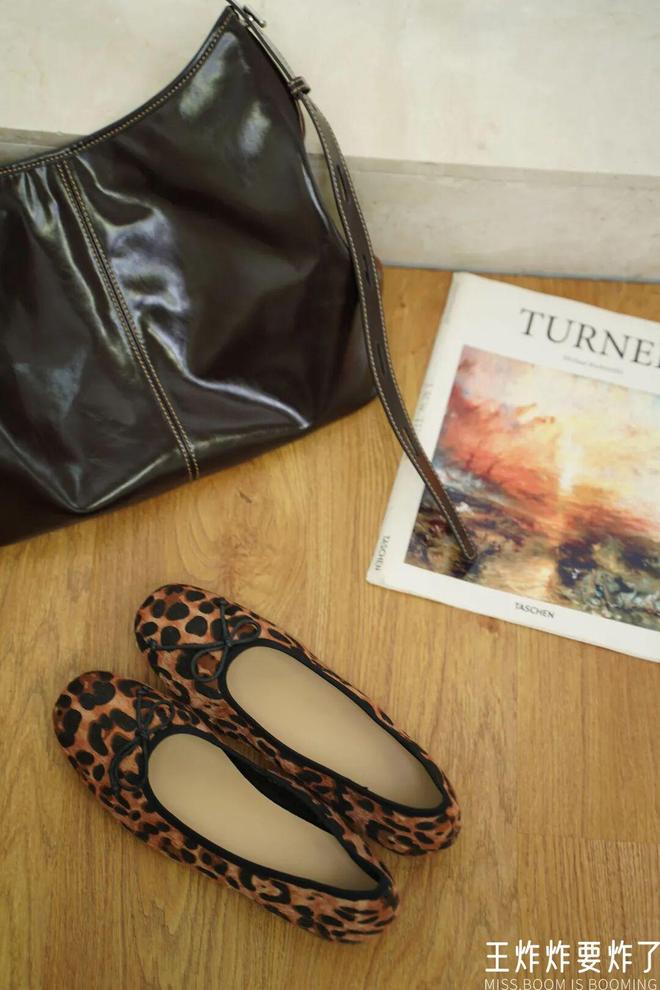 拖勃肯……百元梦中情鞋来啦!入秋通勤单鞋、增高运动鞋、半(图27) 拖勃肯……百元梦中情鞋来啦!入秋通勤单鞋、增高运动鞋、半(图27)